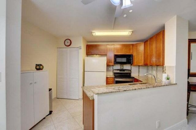 7539 S Oriole Boulevard, Unit 103, Delray Beach, FL 33446 Photo