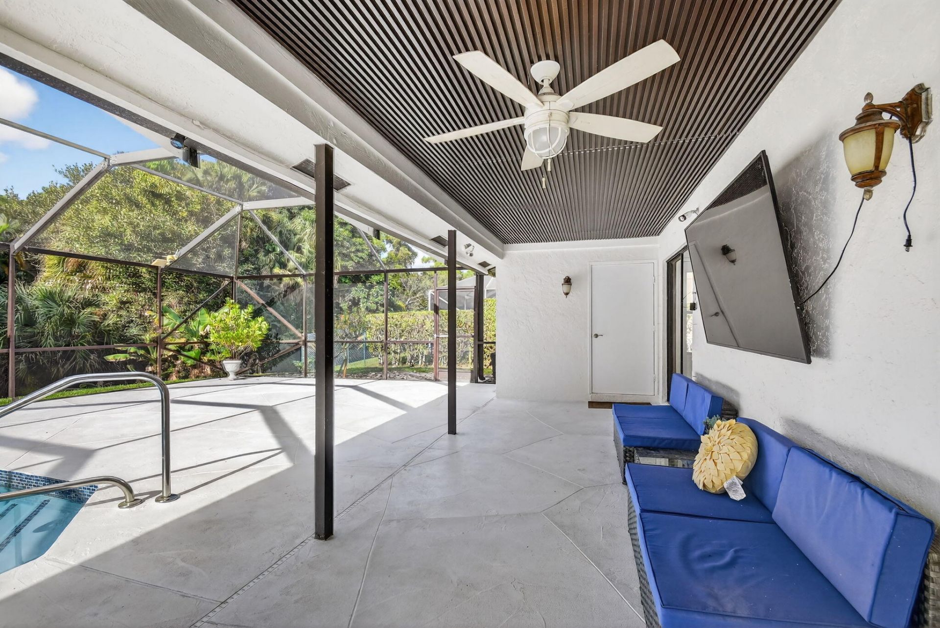 234 Ponce De Leon Street, Royal Palm Beach, FL 33411 Photo