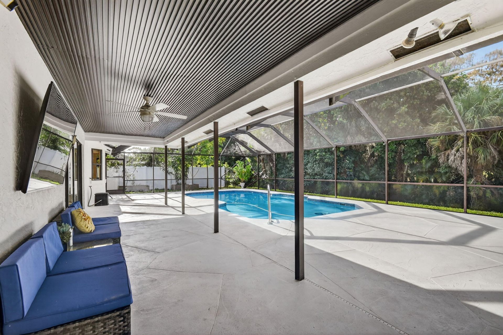 234 Ponce De Leon Street, Royal Palm Beach, FL 33411 Photo