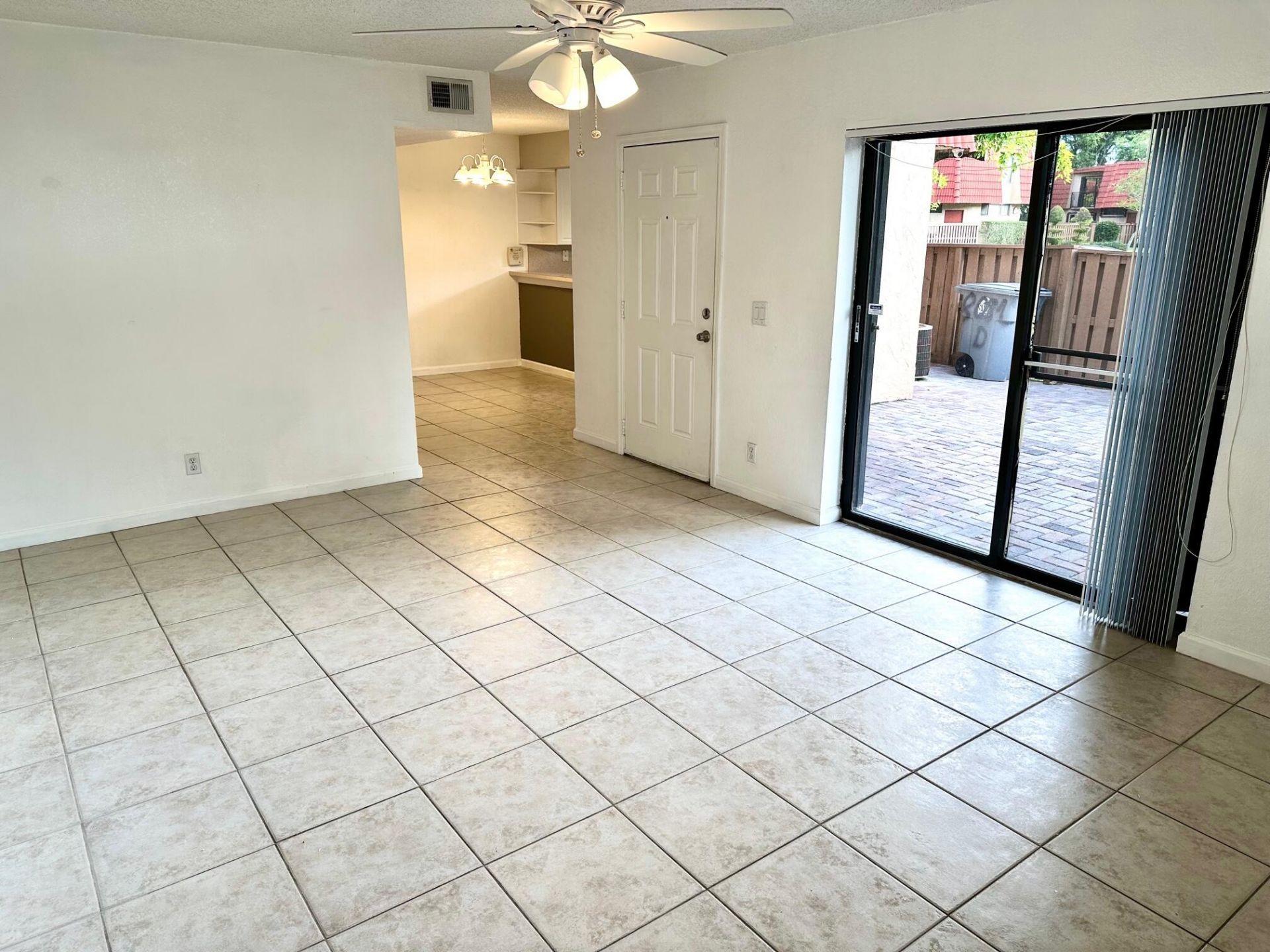 8081 Severn Drive, Unit D, Boca Raton, FL 33433 Photo