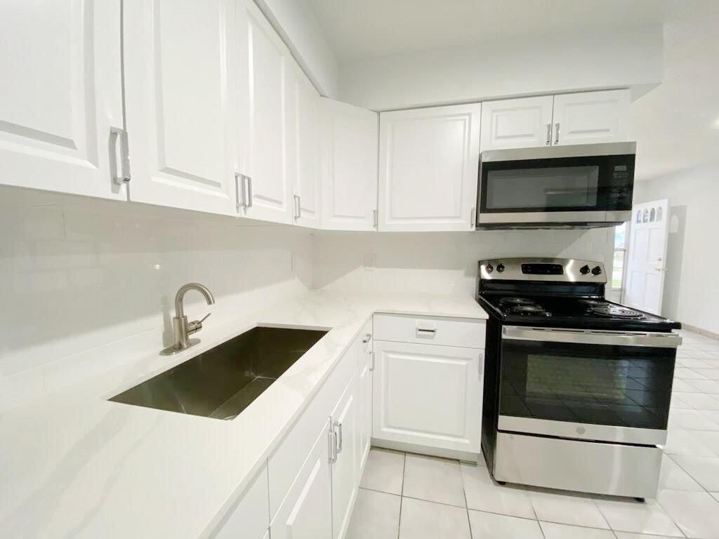 2715 Ponce De Leon Boulevard, Delray Beach, FL 33445 Photo