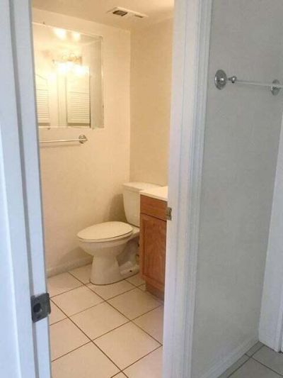 2050 Oleander Boulevard, Unit 1-105, Fort Pierce, FL 34950 Photo