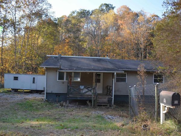 801 Harmony Road, West Union, WV 26456