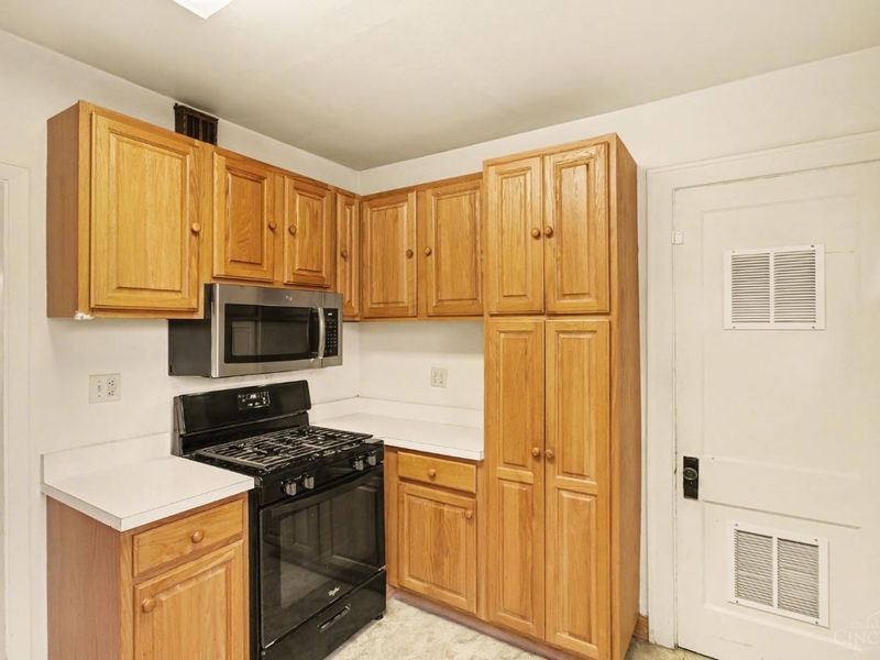 1966 Avonlea Avenue, Cincinnati, OH 45237 Photo 9