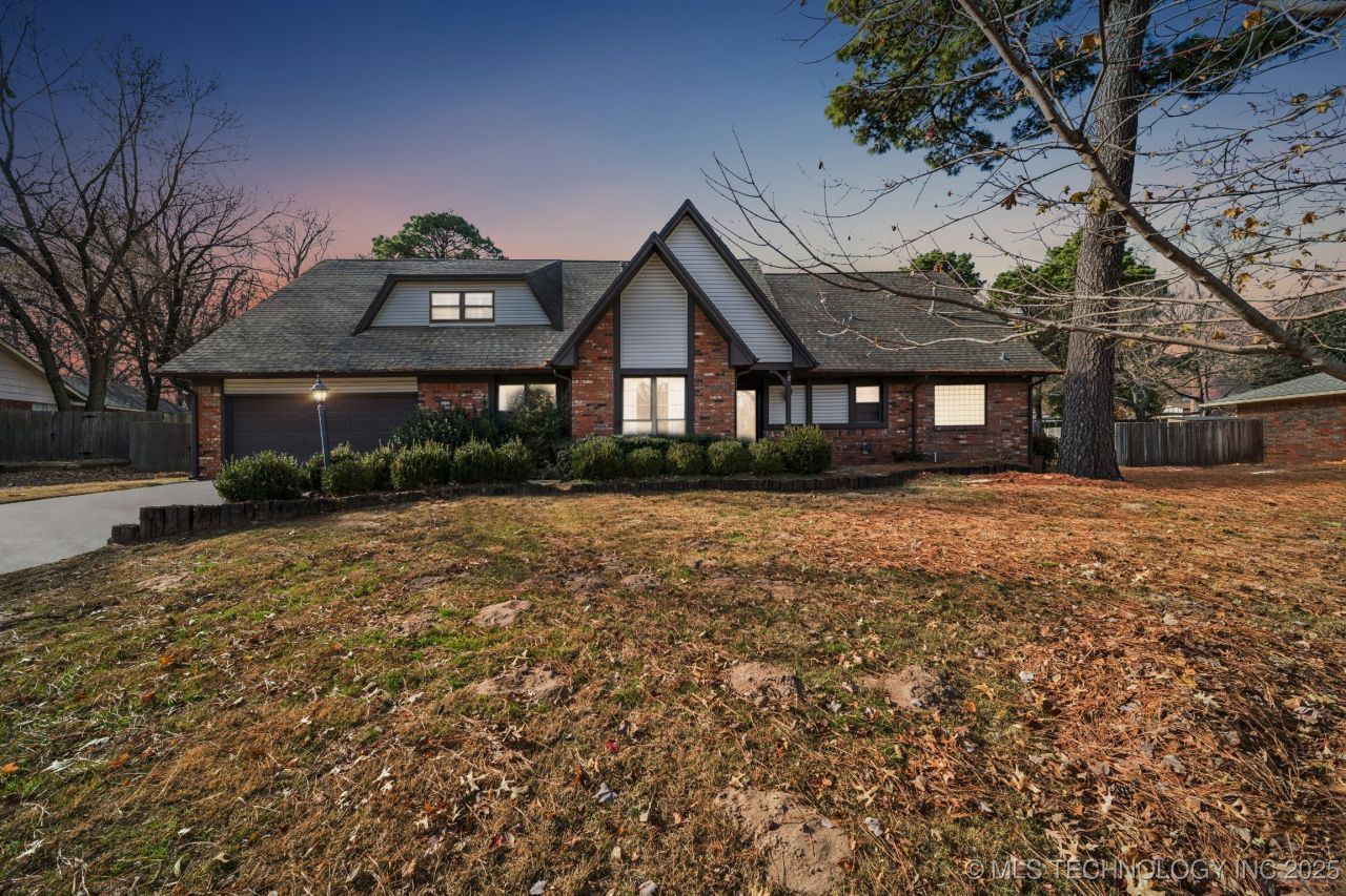 9752 S Lakewood Avenue, Tulsa, OK 74137 Main Photo