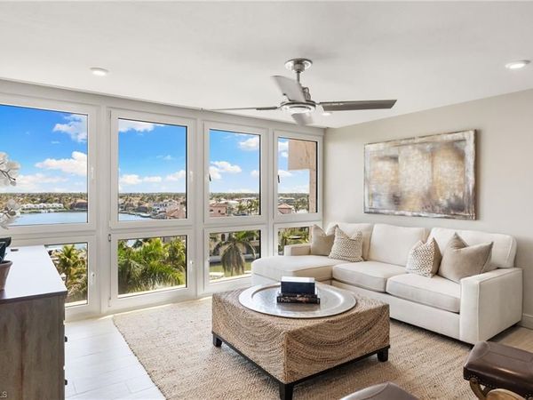 4031 Gulf Shore BLVD N, Unit 7D, NAPLES, FL 34103