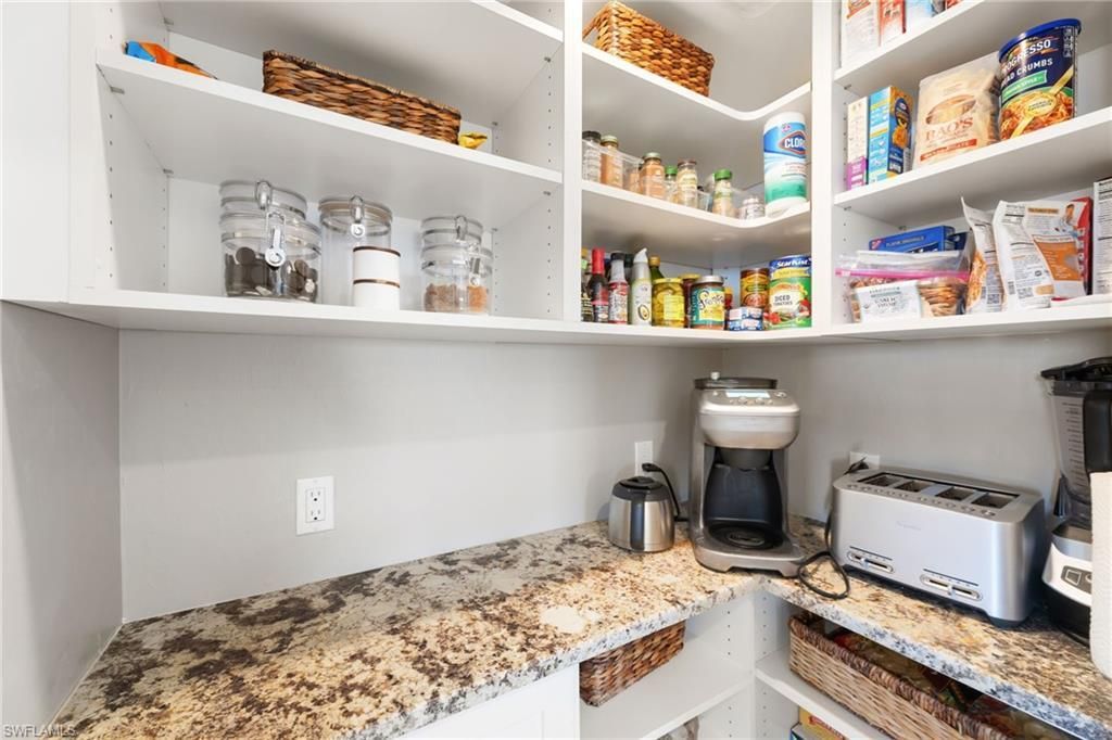 4031 Gulf Shore Blvd N, Unit 7D, Naples, FL 34103 Photo