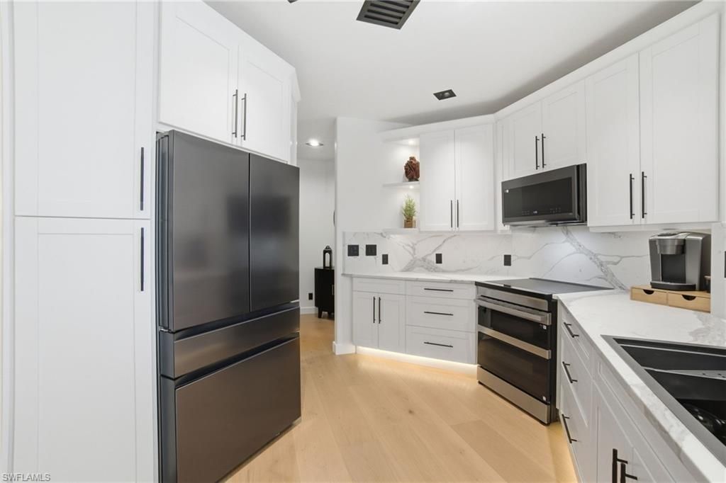 1506 Jewel Box Ave, Naples, FL 34102 Photo