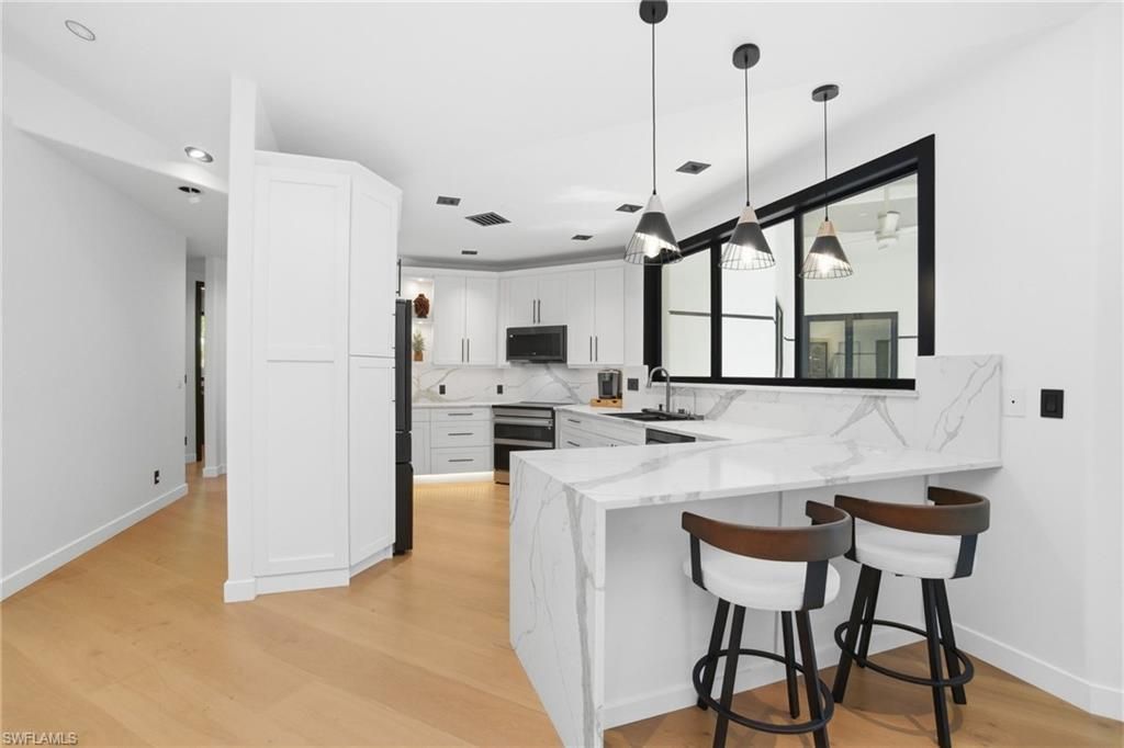 1506 Jewel Box Ave, Naples, FL 34102 Photo