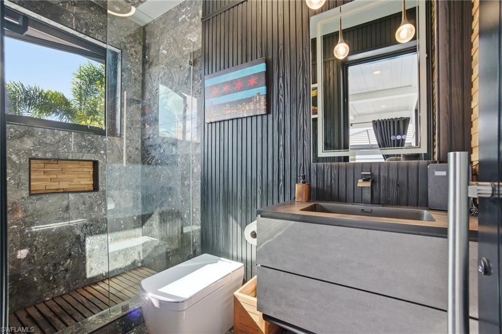 1506 Jewel Box Ave, Naples, FL 34102 Photo