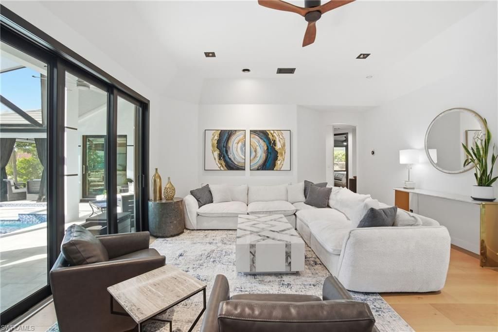 1506 Jewel Box Ave, Naples, FL 34102 Photo