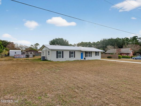 110 E RELLIM Drive, Palatka, FL 32177