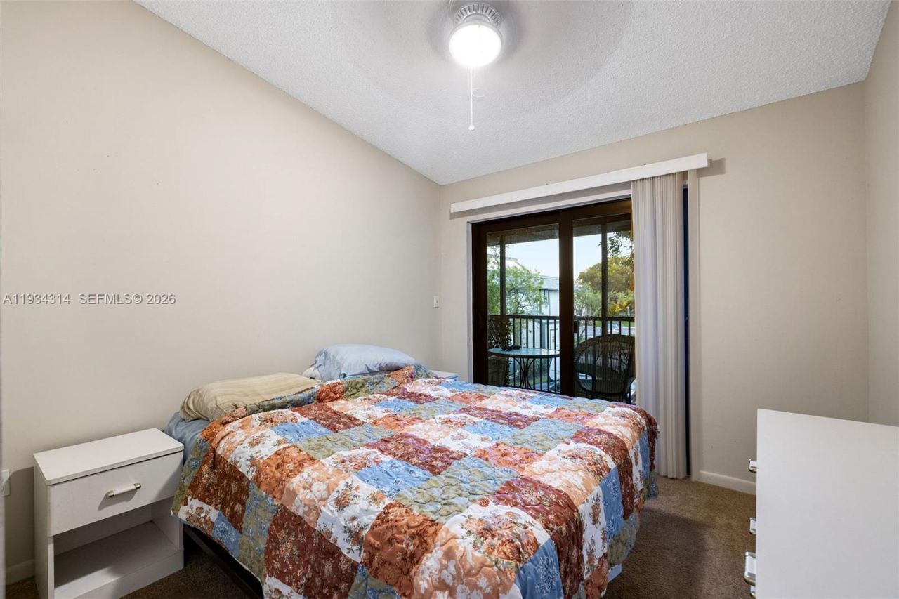 20741 NE 4th Ct, Unit 207, Miami, FL 33179 Photo