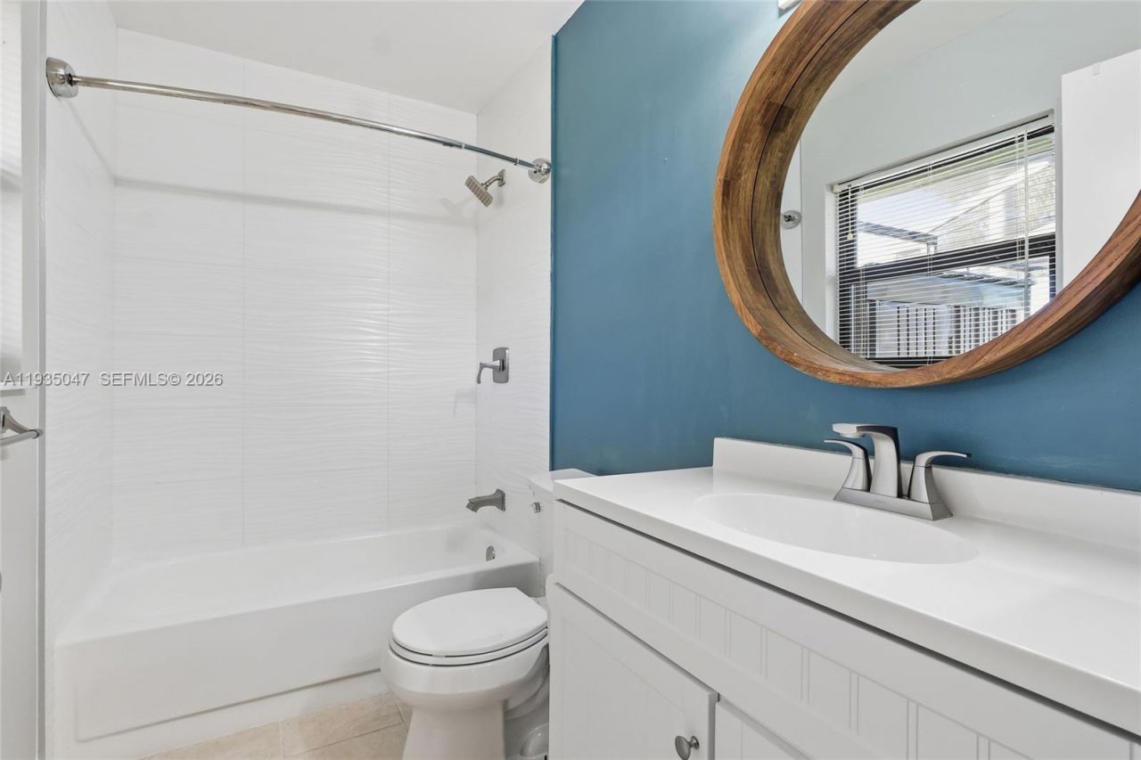 5694 Northpointe Ln, Boynton Beach, FL 33437 Photo