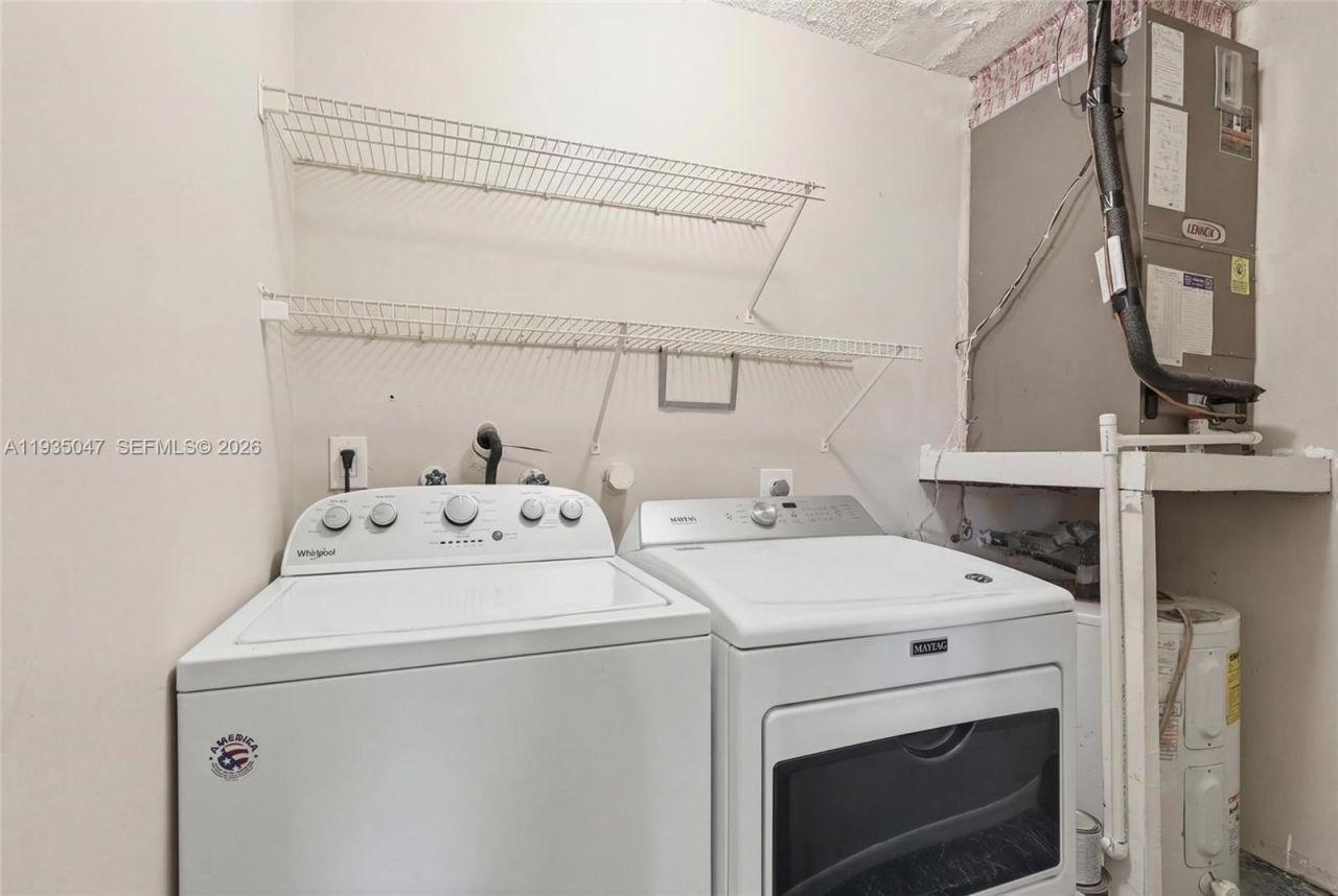 5694 Northpointe Ln, Boynton Beach, FL 33437 Photo