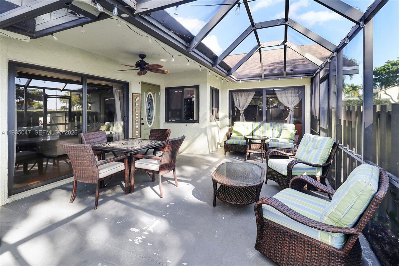 5694 Northpointe Ln, Boynton Beach, FL 33437 Photo