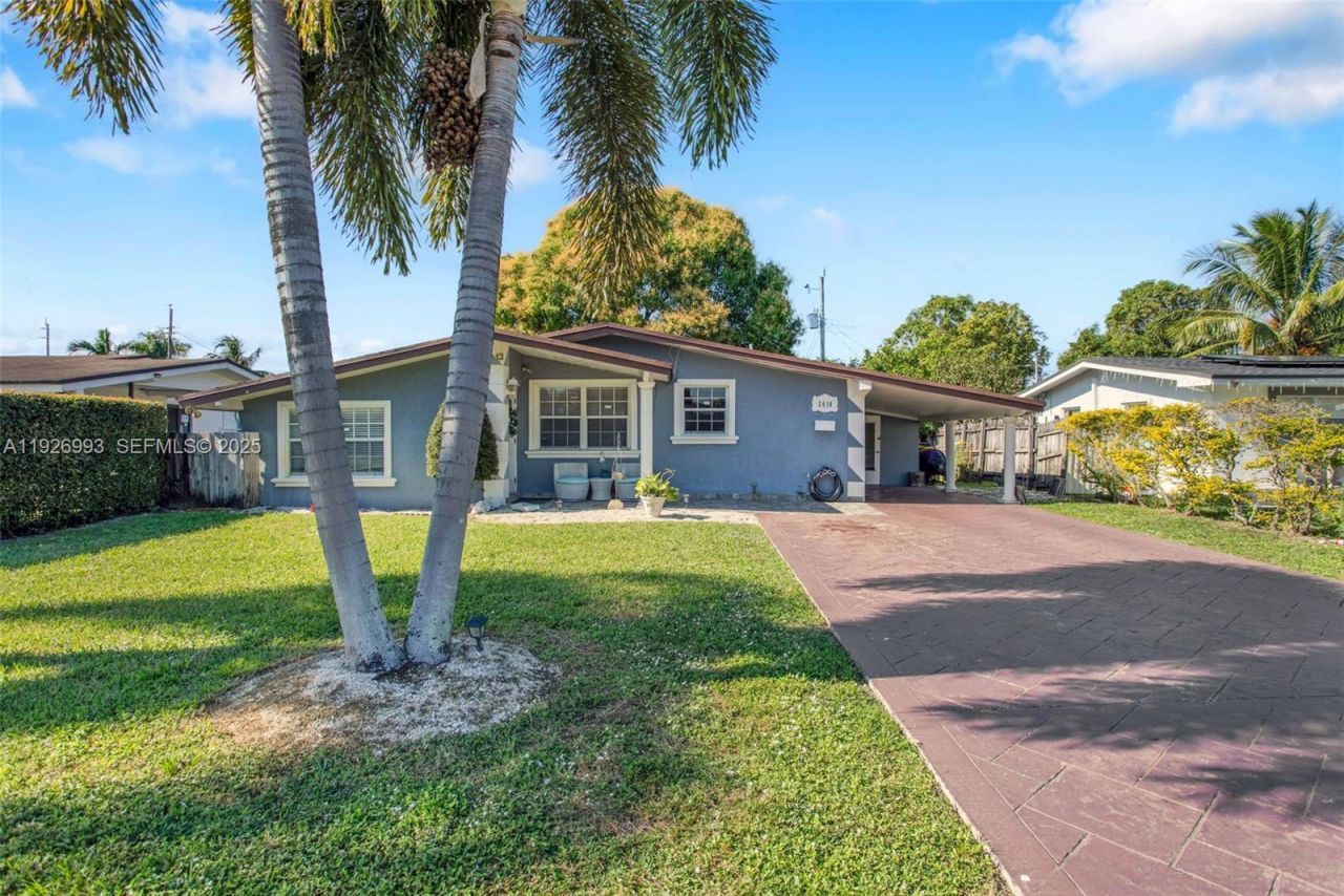 2410 Flamingo Dr, Miramar, FL 33023 Photo
