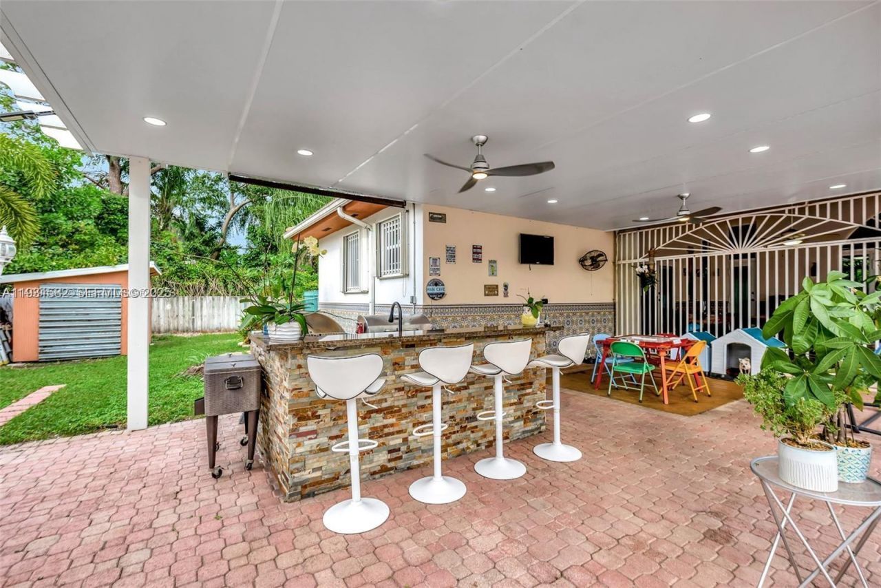 5750 SW 67th Ave, Unit 5750, Miami, FL 33143 Photo