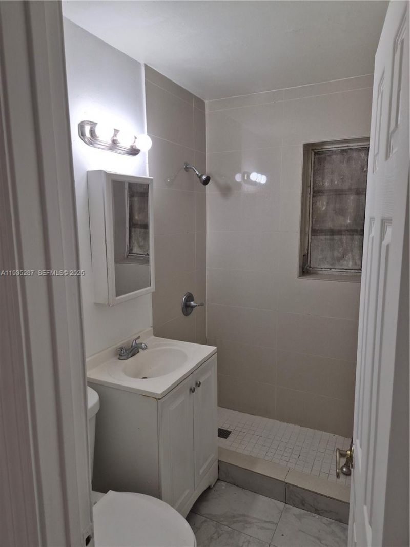 9201 SW 43rd Ter, Miami, FL 33165 Photo