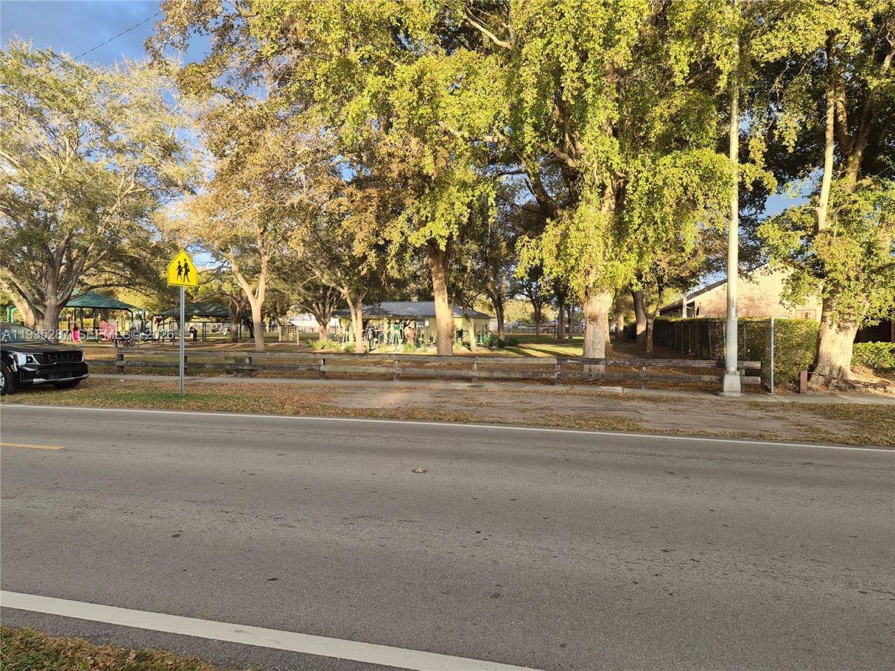 9201 SW 43rd Ter, Miami, FL 33165 Photo