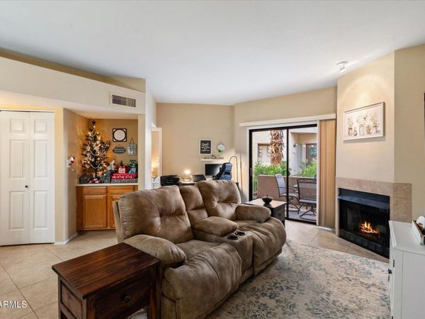 10301 N 70TH Street, Unit 106, Paradise Valley, AZ 85253