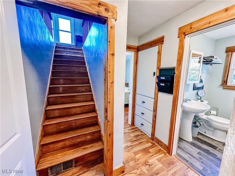 1377 Southeast Avenue, Tallmadge, OH 44278 Photo 17