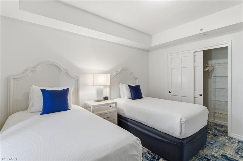 221 9th St S, Unit 217, Naples, FL 34102 Photo