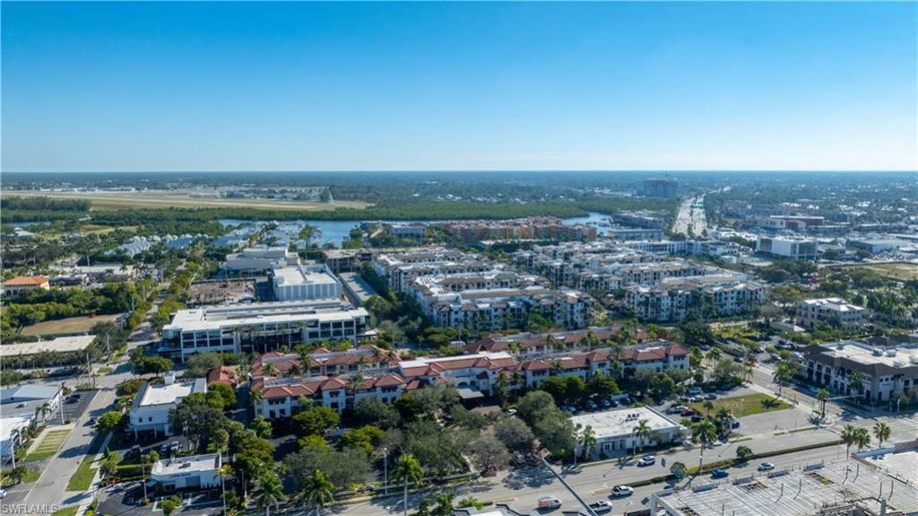 221 9th St S, Unit 403, Naples, FL 34102 Photo