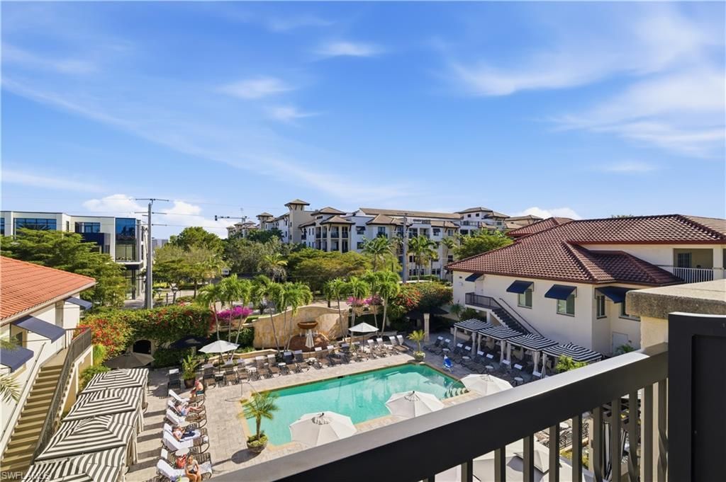 221 9th St S, Unit 403, Naples, FL 34102 Photo