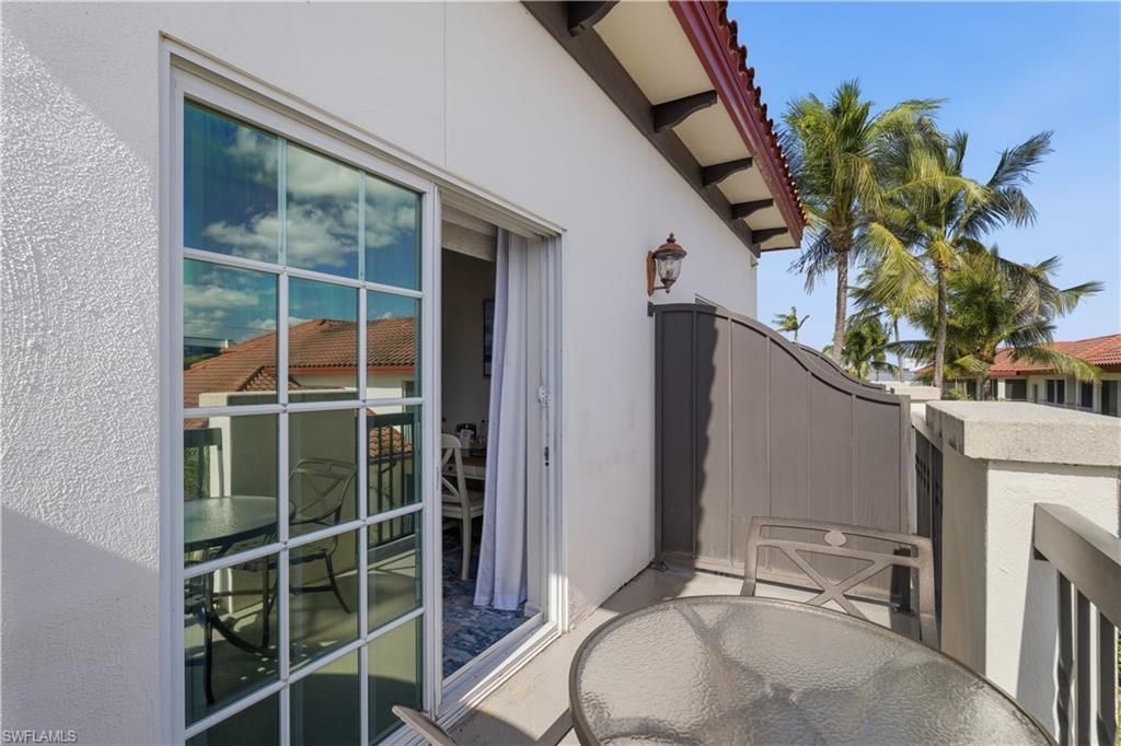 221 9th St S, Unit 403, Naples, FL 34102 Photo