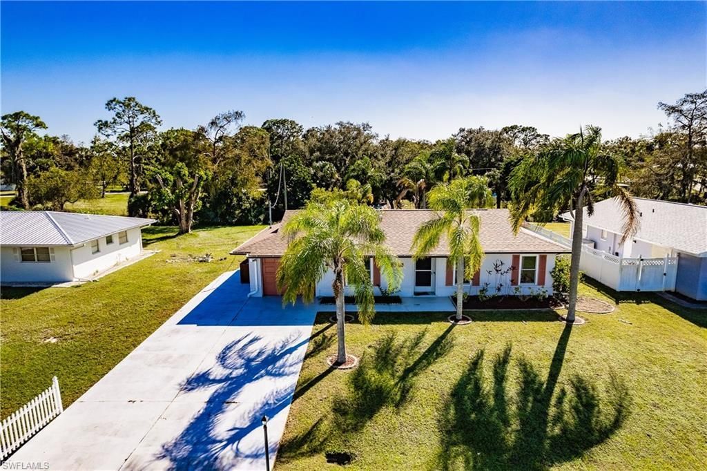 13611 Marquette Blvd, Fort Myers, FL 33905 Photo
