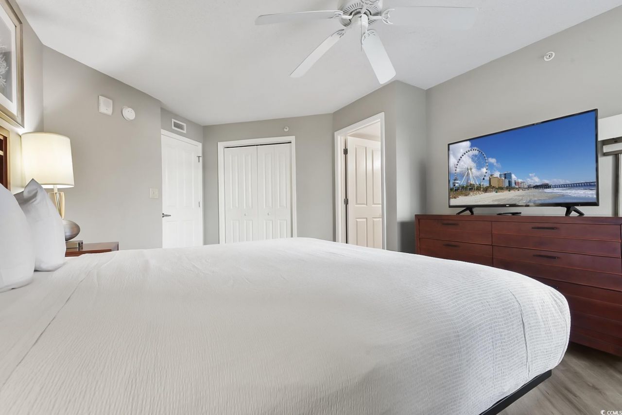 5200 N Ocean Blvd. Photo 28