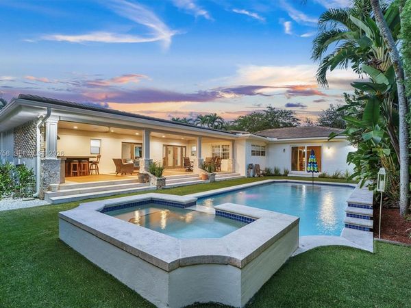 390 NE 103rd St, Miami Shores, FL 33138