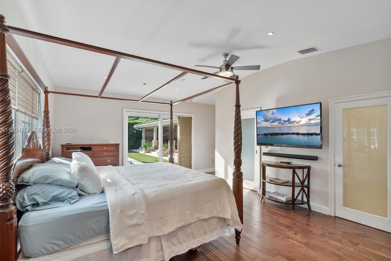 390 NE 103rd St, Miami Shores, FL 33138 Photo