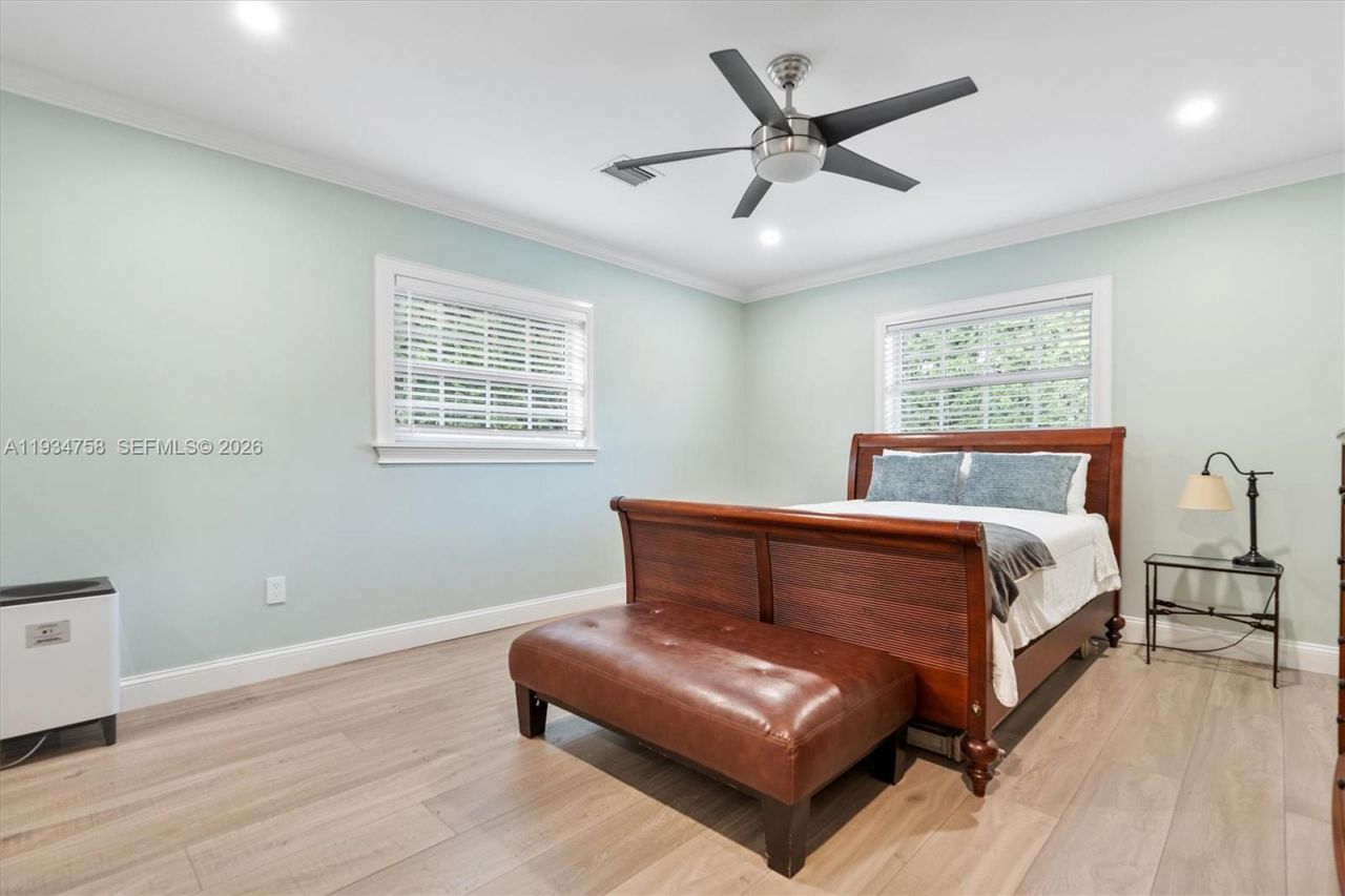 390 NE 103rd St, Miami Shores, FL 33138 Photo