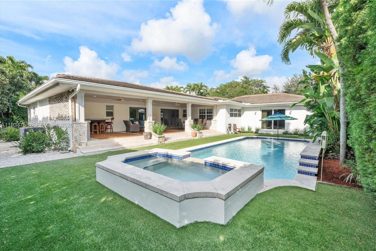 390 NE 103rd St, Miami Shores, FL 33138 Photo