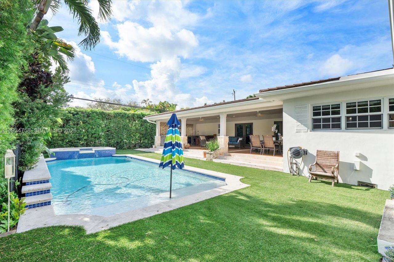 390 NE 103rd St, Miami Shores, FL 33138 Photo