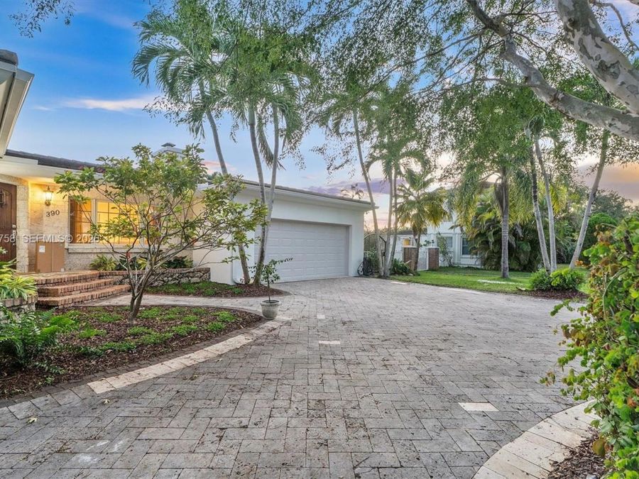 Property Image 61