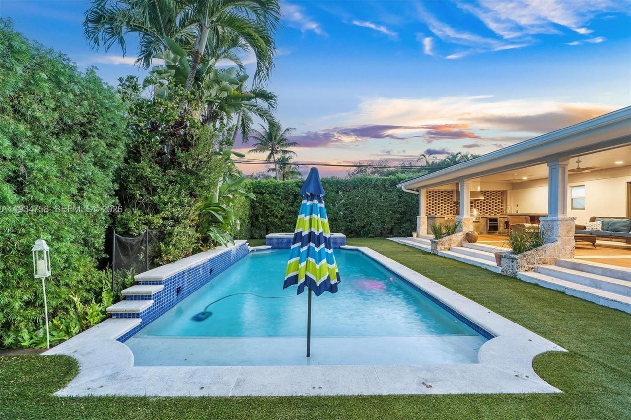 390 NE 103rd St, Miami Shores, FL 33138 Photo