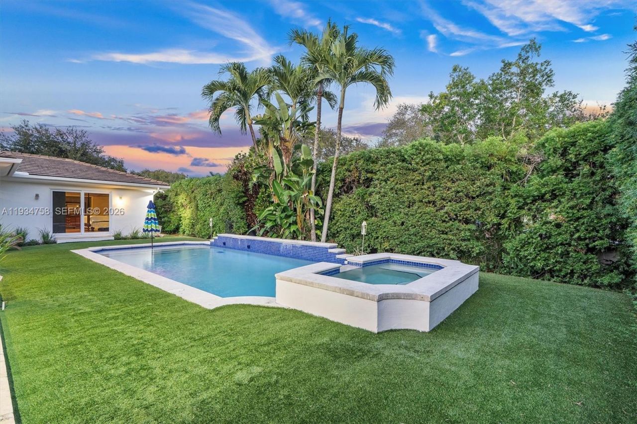 390 NE 103rd St, Miami Shores, FL 33138 Photo