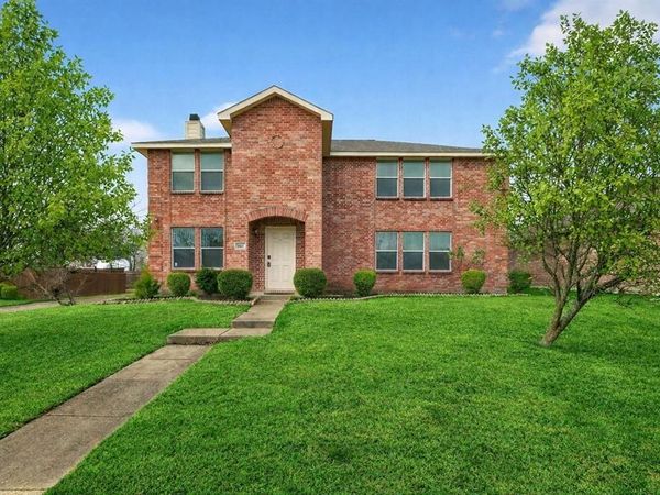 2817 Lake Terrace Drive, Wylie, TX 75098