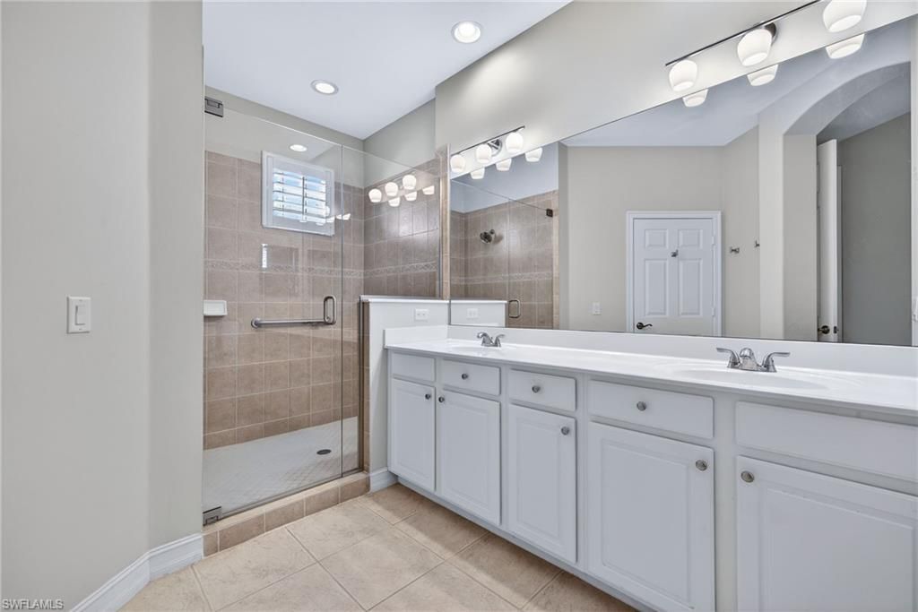 20981 Island Sound Cir, Unit 202, Estero, FL 33928 Photo