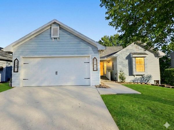 503 S Prewitt Street, Nevada, MO 64772