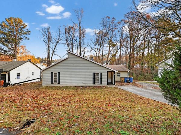 1009 Salisbury Trail, Riverdale, GA 30296