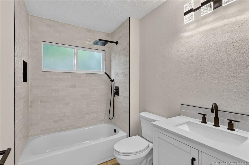 2041 SE Giffen Avenue, Port Saint Lucie, FL 34952 Photo