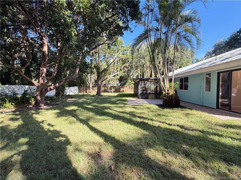 2041 SE Giffen Avenue, Port Saint Lucie, FL 34952 Photo