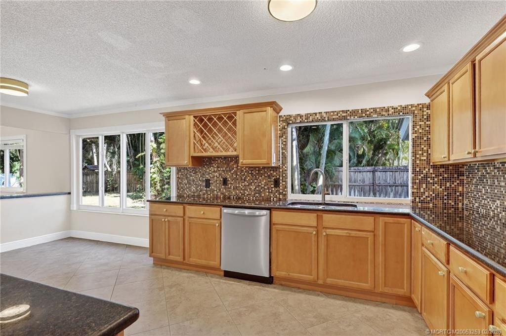 2041 SE Giffen Avenue, Port Saint Lucie, FL 34952 Photo