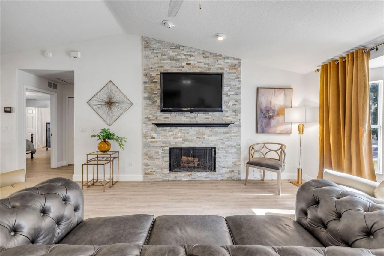 223 W Ariel Road, Edgewater, FL 32141 Photo