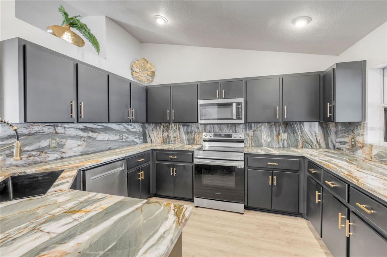 223 W Ariel Road, Edgewater, FL 32141 Photo