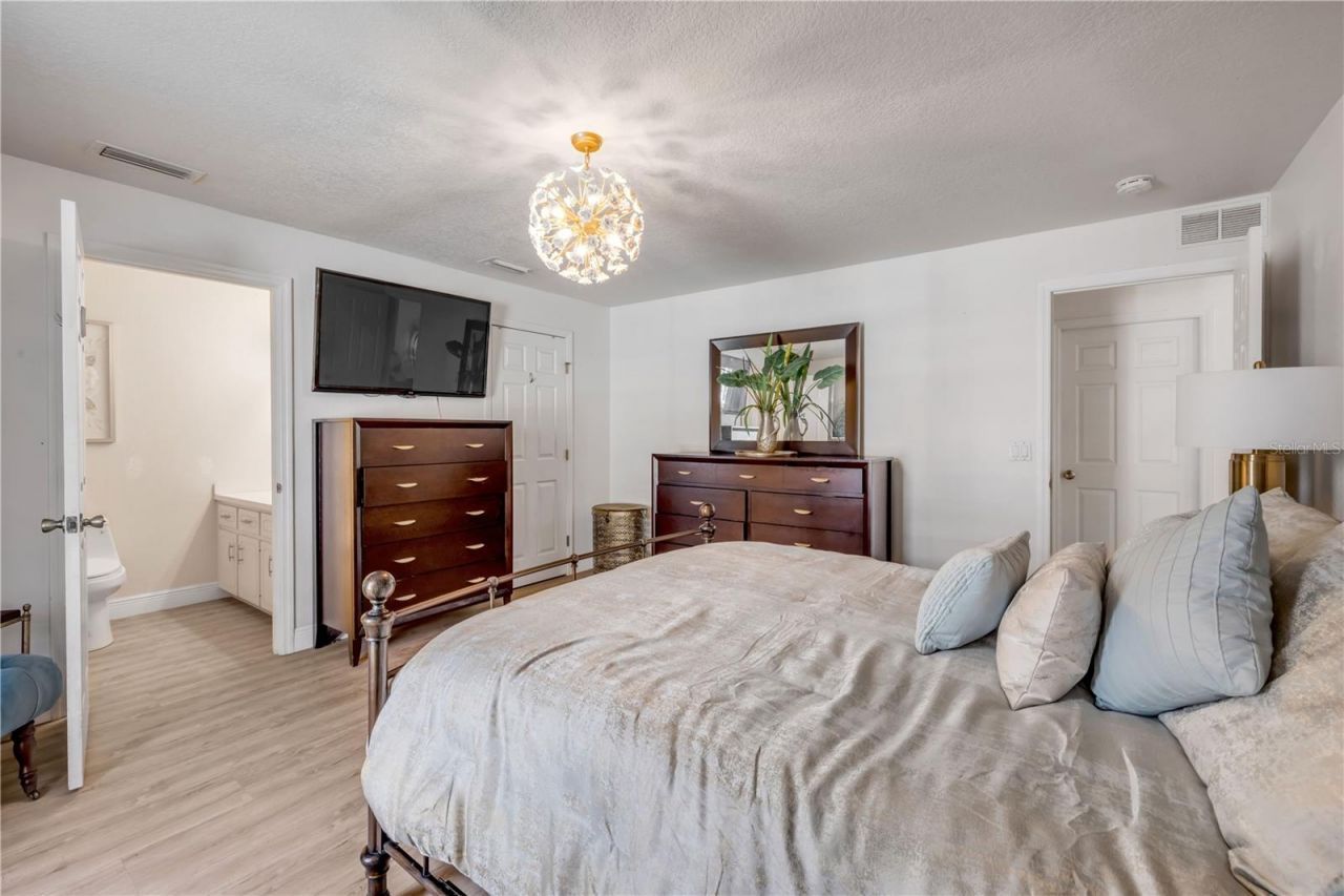 223 W Ariel Road, Edgewater, FL 32141 Photo